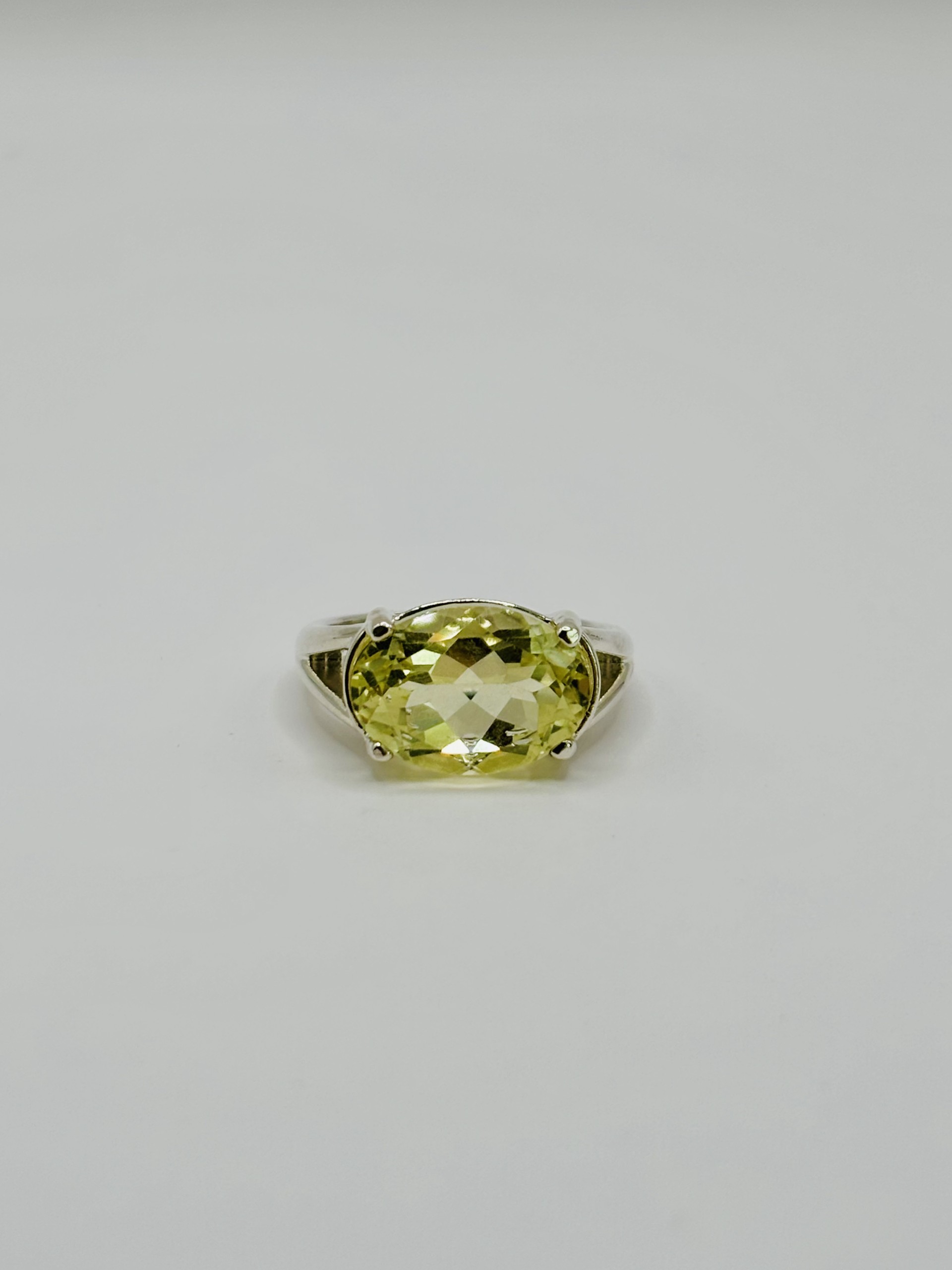 Lemon Quartz Ring